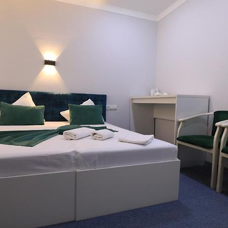 Sharq Hotel Ούρτζεντς Εξωτερικό φωτογραφία